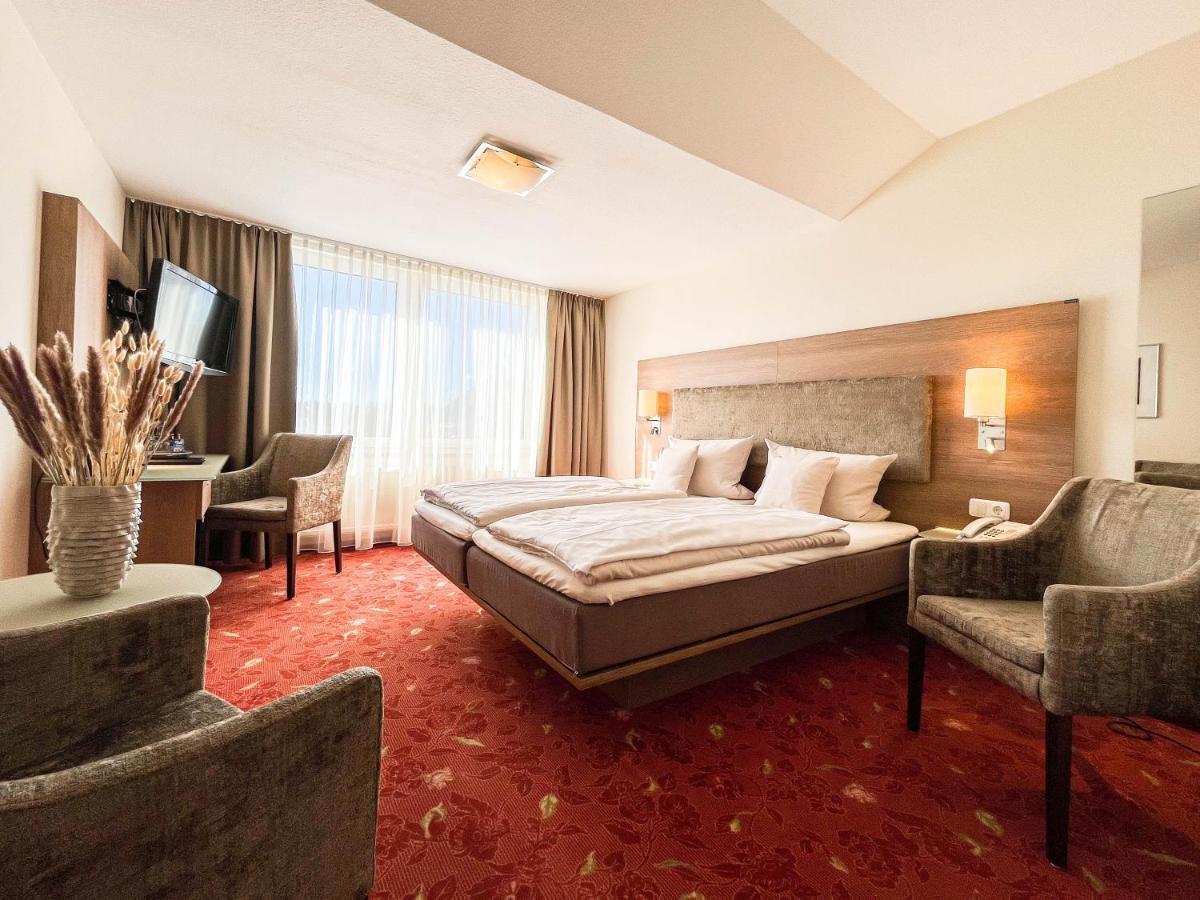Hotel-Restaurant Vier Linden Stade Zewnętrze zdjęcie
