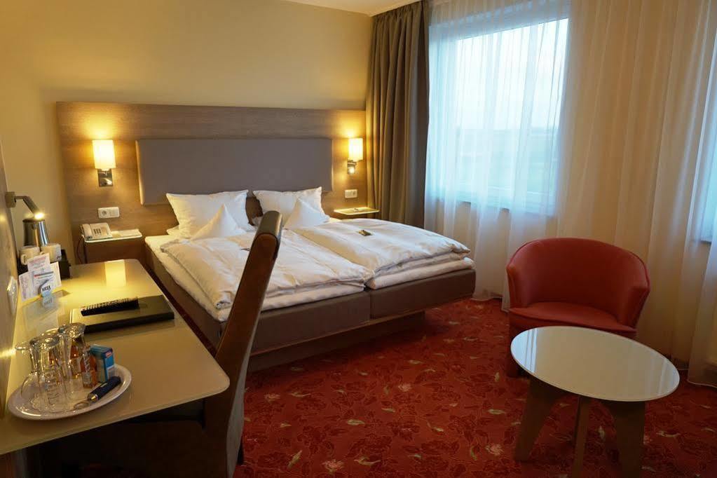 Hotel-Restaurant Vier Linden Stade Zewnętrze zdjęcie