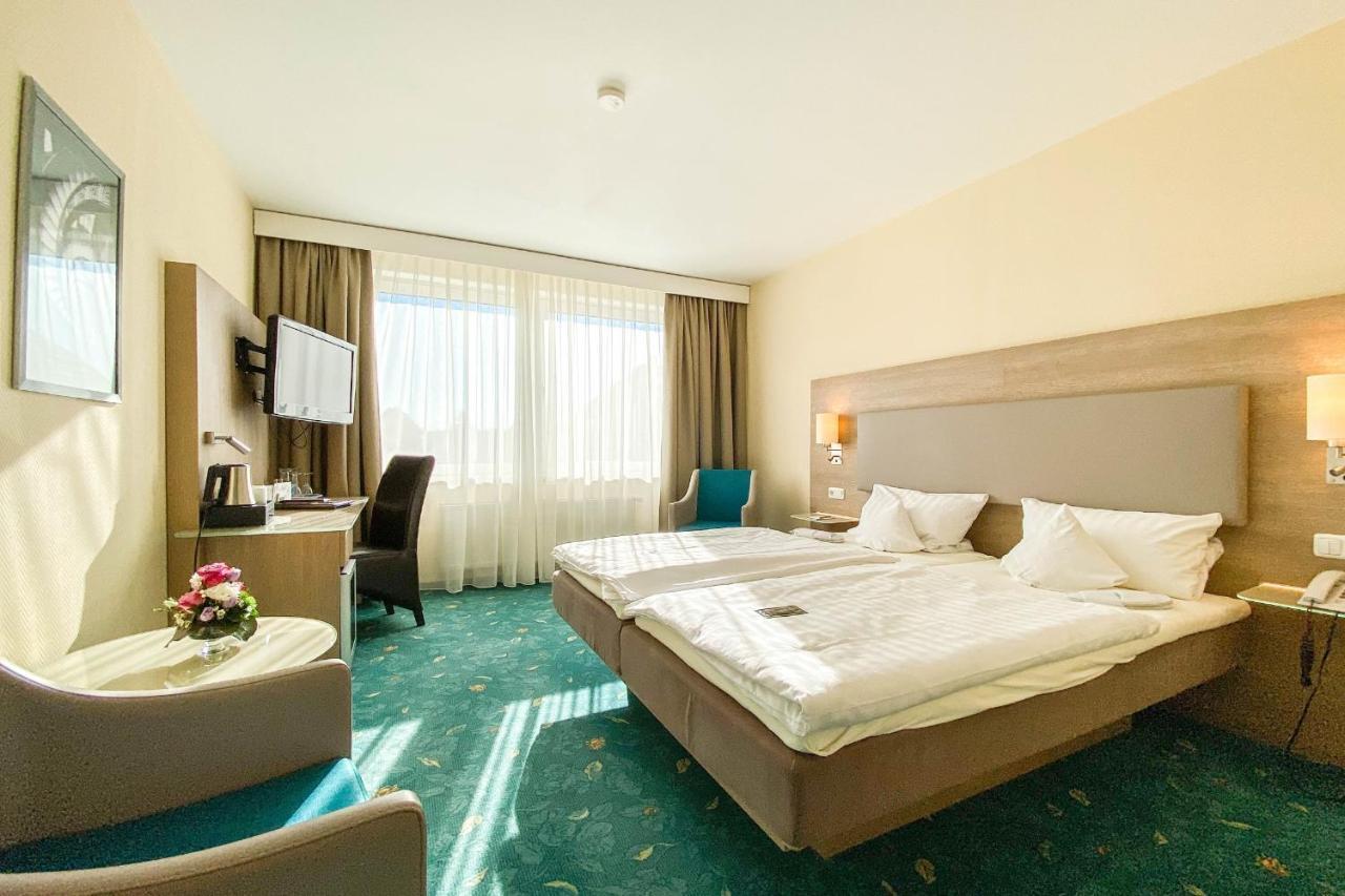 Hotel-Restaurant Vier Linden Stade Zewnętrze zdjęcie