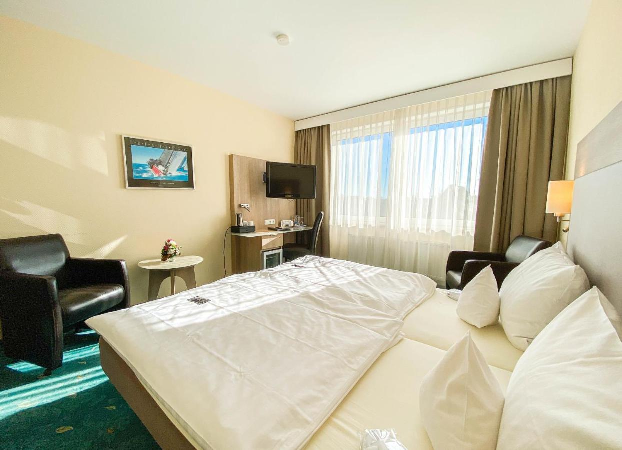 Hotel-Restaurant Vier Linden Stade Zewnętrze zdjęcie