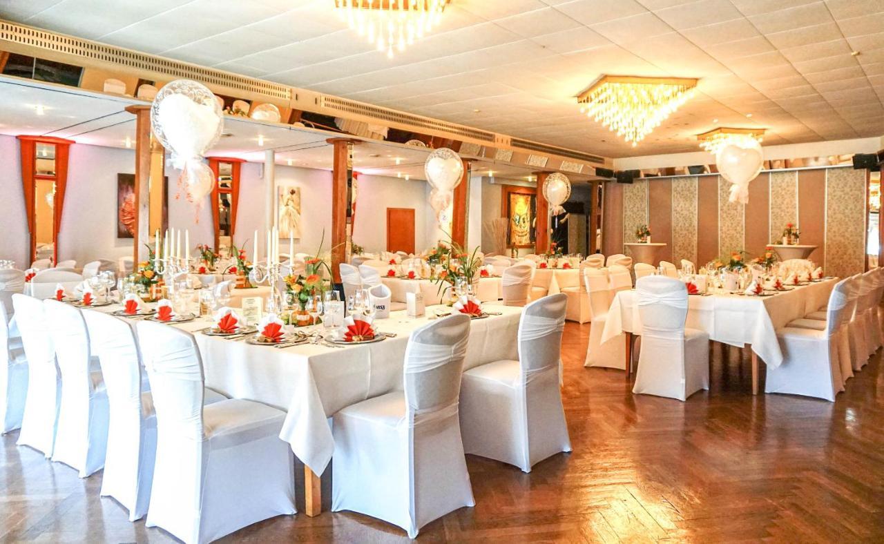 Hotel-Restaurant Vier Linden Stade Zewnętrze zdjęcie